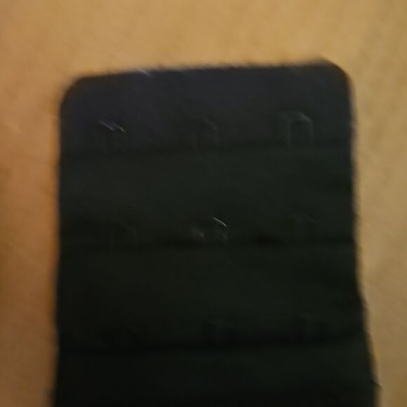 Maidenform Black Strapless Underwire Bra Size 36C Excellent Condition - Picture 6 of 6